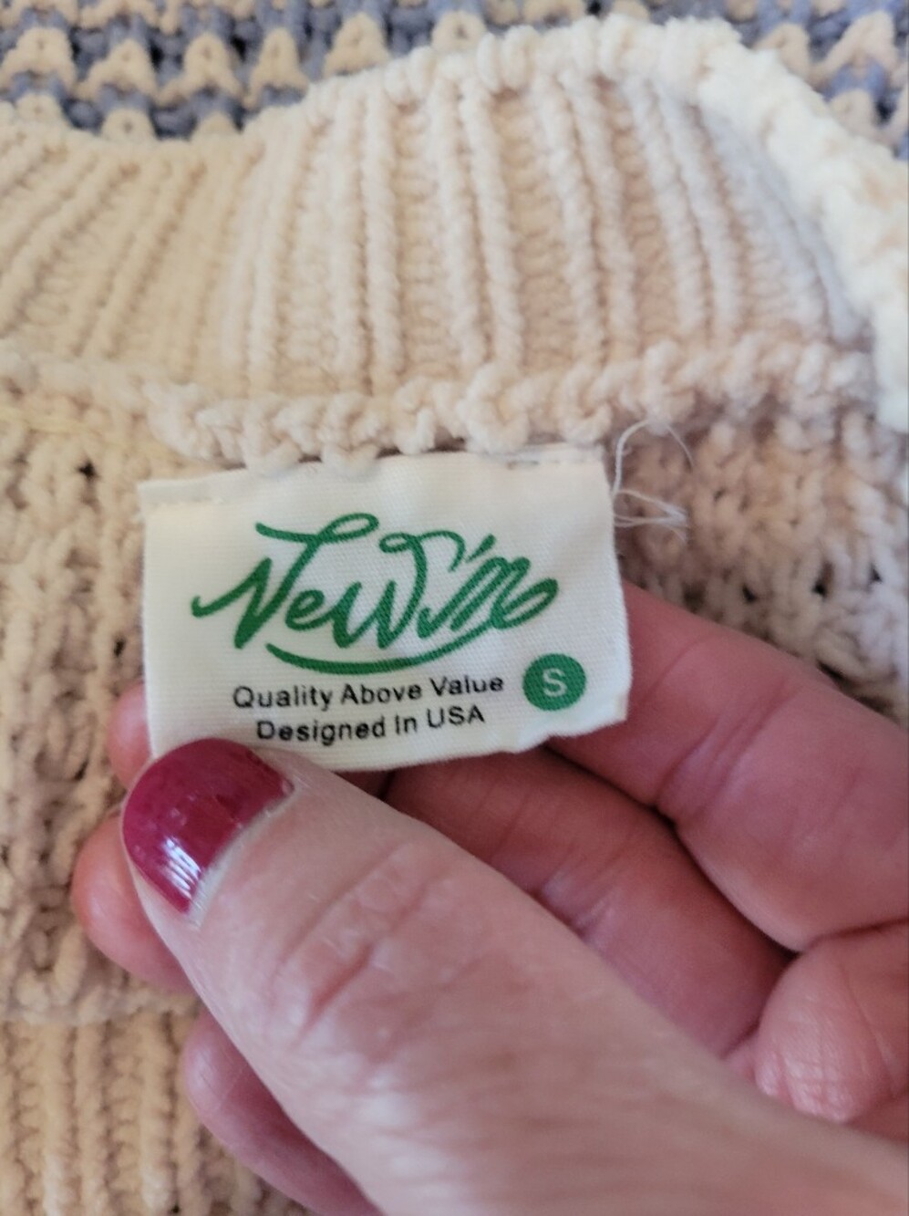 Pastel Waffle-Knit Crewneck Sweater - Picture 4 of 9
